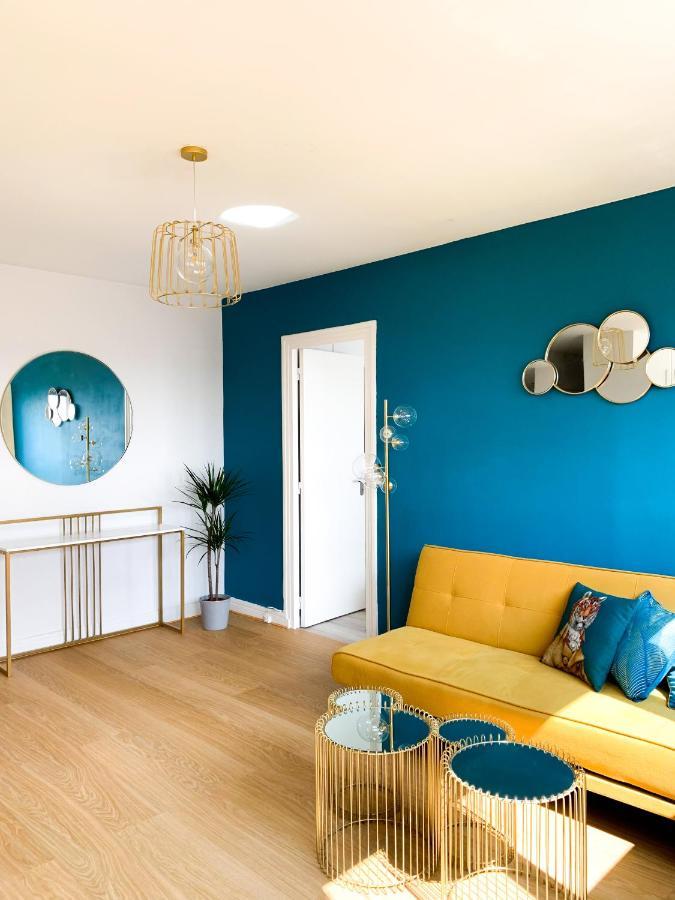 Vue Panoramique Sur Paris : Sublime Appartement Au Centre De กูร์เบอวัวร์ ภายนอก รูปภาพ
